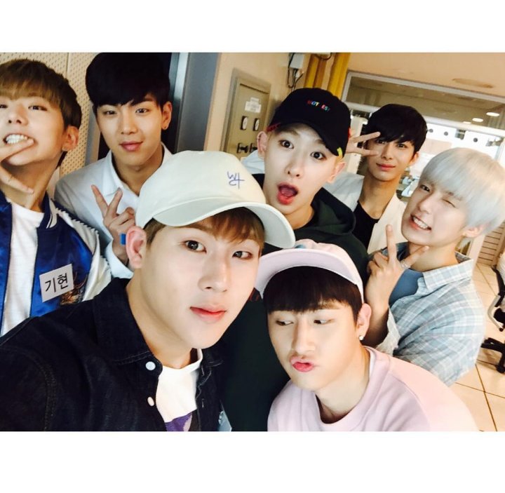 XMONSTAXBR's tweet photo. [PIC] 160523 #MONSTA_X Choi HwaJung's Power Time IG Update | ©1077power
 https://t.co/uYWqTtwFoH