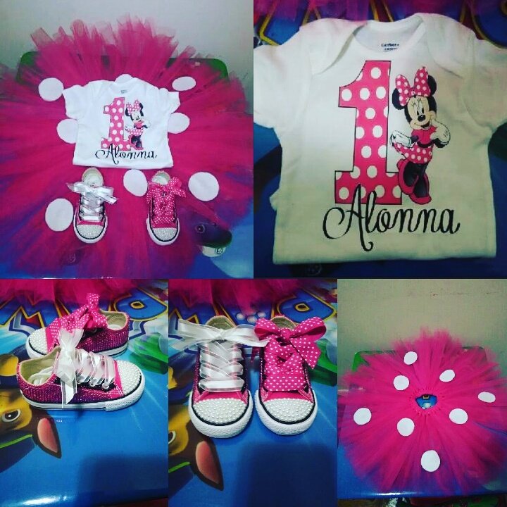 elishebalomax's tweet photo. Minnie Mouse Custom Outfit #minniemouse #bdayfit #customshoes #customtutu #customshirt https://t.co/Eklp0mzzxq