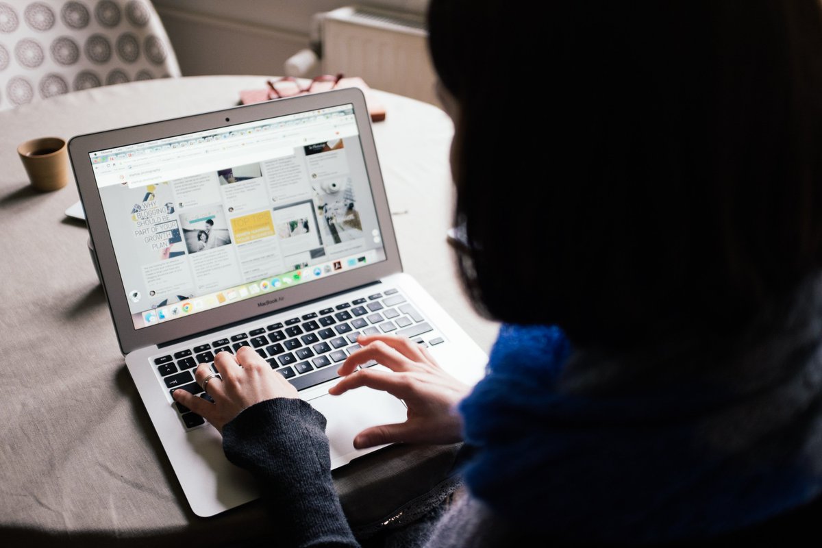 CreatITMag's tweet image. 10 Reasons Why You Should Never Stop Writing/Blogging. creatitmag.com/2016/05/23/10-…