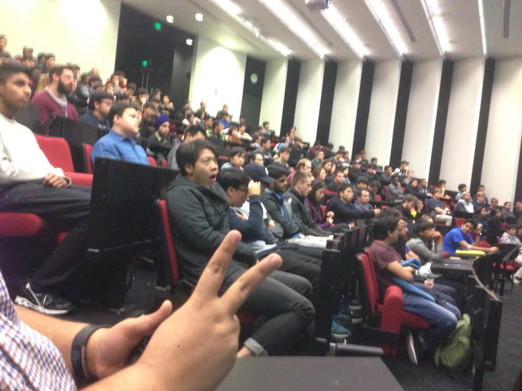 nz_msa's tweet photo. Full house at MSA meet and greet event! @techno246 giving students a run down on websites, apps and bots #nzmsa https://t.co/YkfgHhUVup