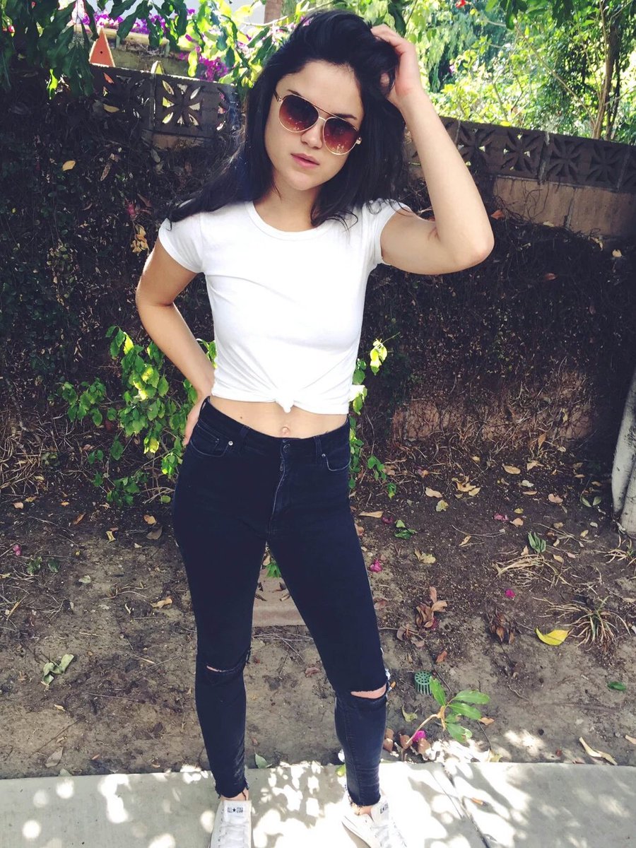 Aviators? ✔️ ..In honor of Erik for tonight's episode of #LivAndMaddie