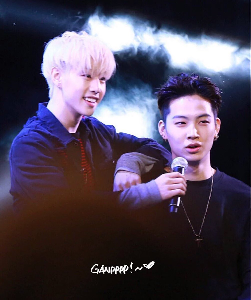 Jaebumlover1's tweet photo. Markbum!Hmmm..Omma Jinyoung will get mad if he sees this.
#GOT7intoronto #JB #Mark #GOT7 #TKC2016 https://t.co/zn0S4q2TmW
