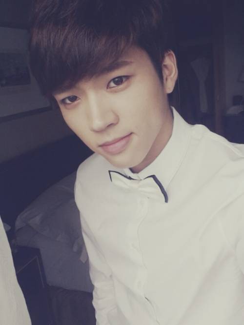 freitchel's tweet photo. My WOOHYUN <3 https://t.co/OX7vDrKXnc