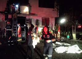 gbcnews_'s tweet photo. #Thailand school #dormitoryfire kills #17schoolgirls.https://t.co/QioyICqr18 https://t.co/Xkzz7y2kvm