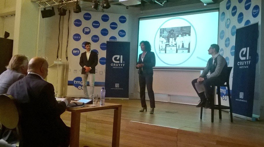 Afternoon session has started with the Presentation of @debgravenstijn and her team. #Educatingsportpeople