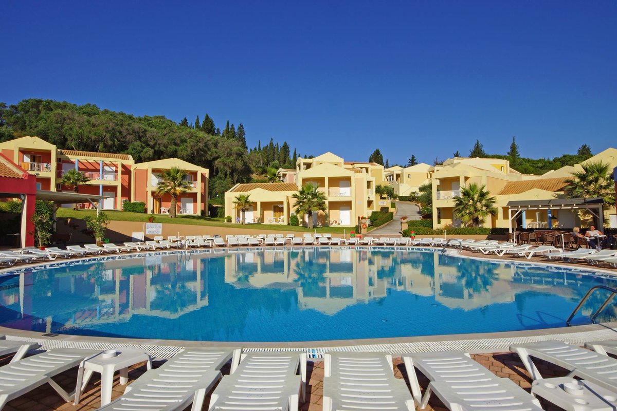 kavosnightlife tweet picture