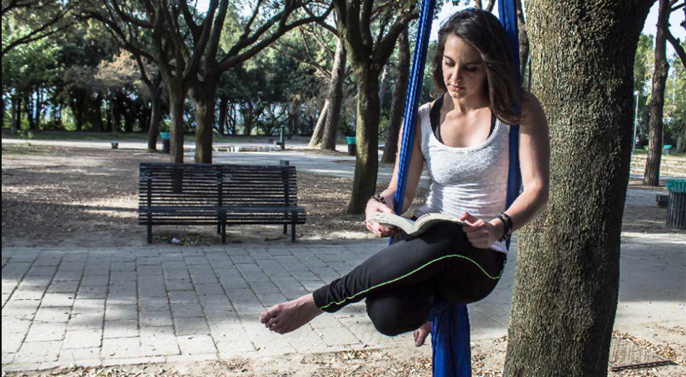 LibriLonganesi's tweet photo. Oggi @LaviniaPetti vi aspetta alla Libreria @IBS_it_Bologna alle 17.30. https://t.co/OG4pPQ3ACP