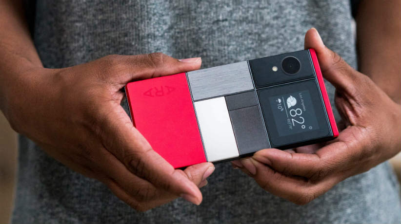 GauthierDavesne's tweet photo. L'#Ara Phone sera enfin disponible en 2017 #Google #SmartPhone #Phoneblock @davehakkens https://t.co/cVvLLFQ30x https://t.co/YCgvYUvtoD