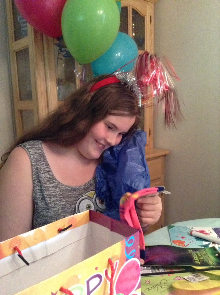 MakingJewels's tweet image. 1️⃣5️⃣ officially! That's me! Yippee 
Thanks #twitterfriends for tweeting with me &amp;amp; for visiting Amazon thru TYVM.ca