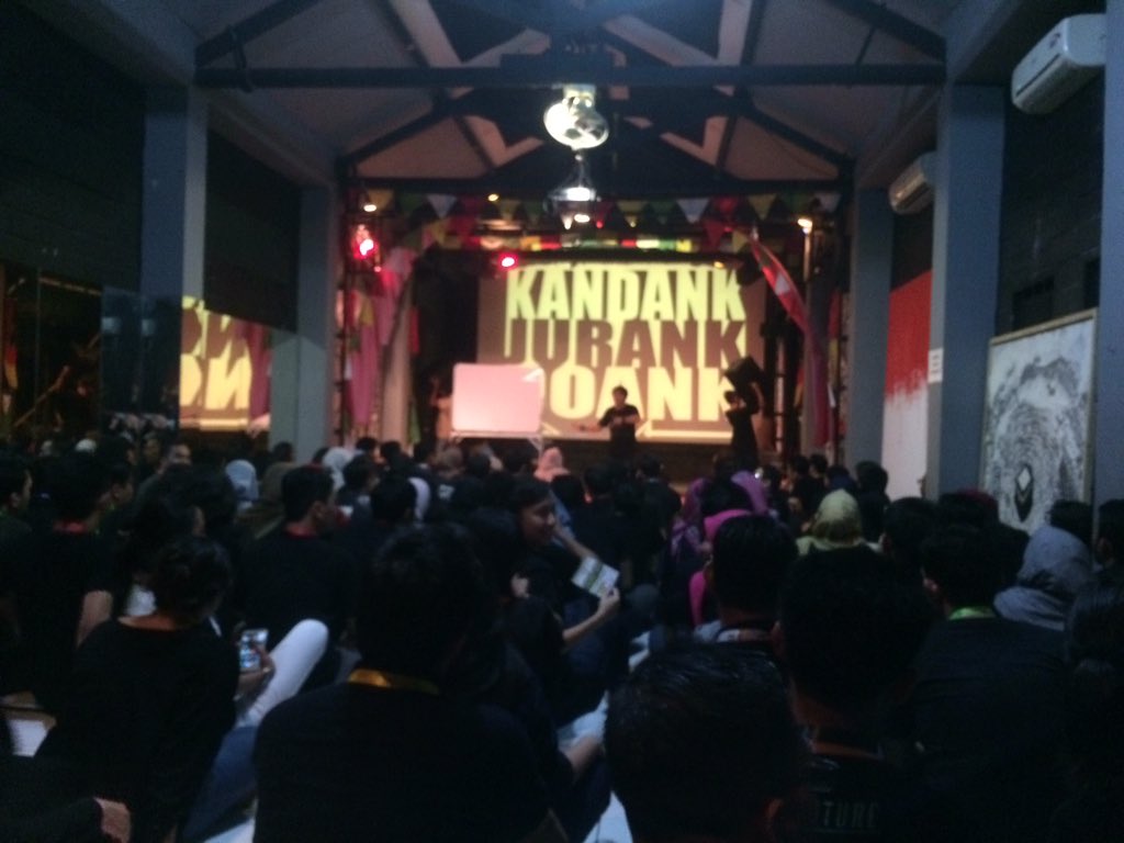 Setelah kita main dengan air, kita akan bermain di dalam ruang Kadang Jurang Doank <a href="/LPDP_RI/">#DiriUntukNegeri</a> #PK68