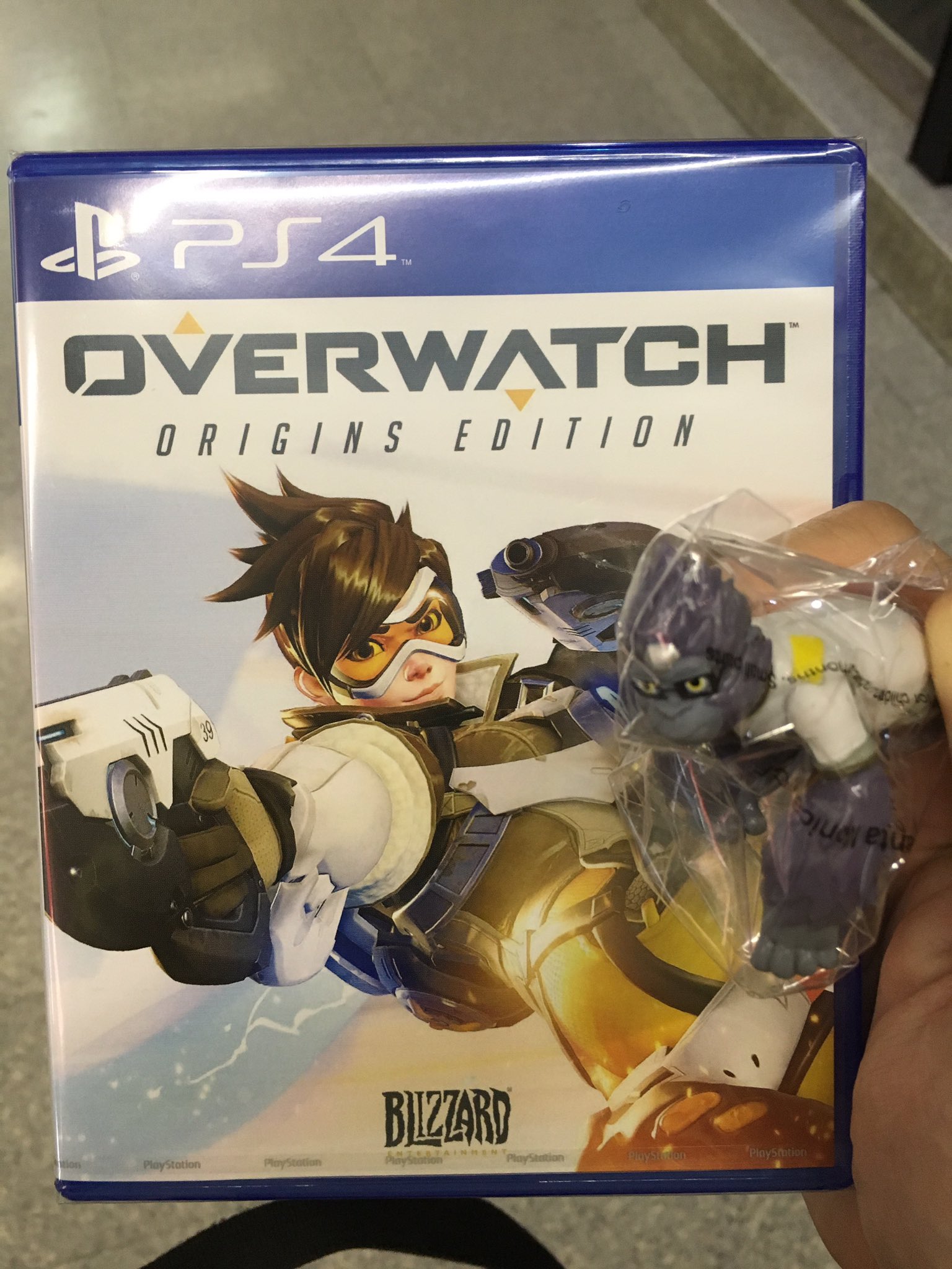 CjId8LhUgAAfwfO.jpg:large