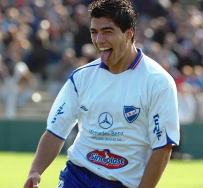FilialCatalunya's tweet photo. Felicitamos a @LuisSuarez9 por ganar la Copa del Rey y le deseamos una pronta mejoria. 
https://t.co/D22Mnby1am https://t.co/voOTXMhdJf