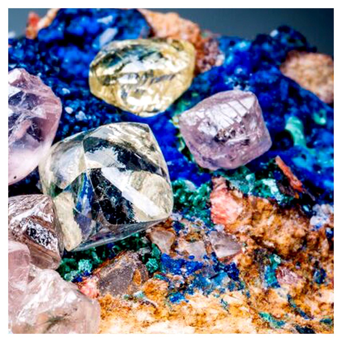 Strikingly beautiful coloured diamonds in their original form #beautiful #colour #Diamonds