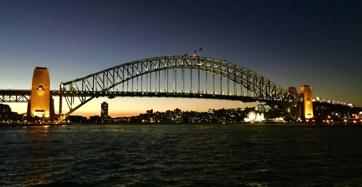 Back running in “Sydney by the Quay..” As the <a href="/byrneandkelly/">Byrne and Kelly</a> song says, you gotta “Keep It Movin’” :-) #Echoes