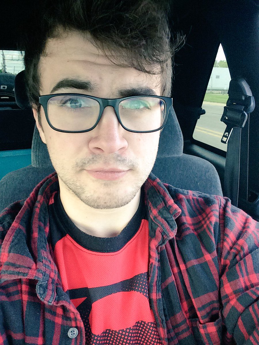 Helloooo, Twitter! #myface #introduction #newbie