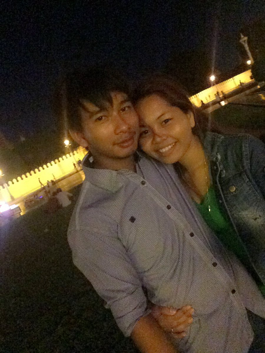 PheakdeyReport's tweet photo. With my wife at #EONMAL, #PhnomPenh, #Cambodia. https://t.co/ibNRBR5gRG