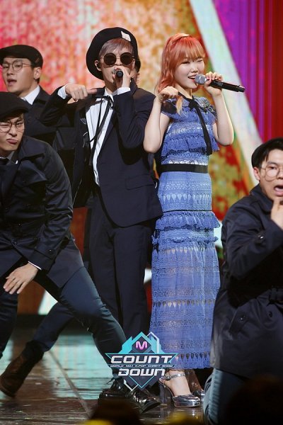 AkMu_TH's tweet photo. [OFFICIAL] 160519 #AKMU RE-BYE at Mcountdown https://t.co/QNx3HTM0WY https://t.co/5lOZTfTwx2