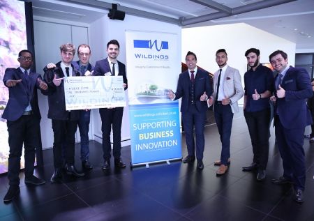 USInternalComms's tweet photo. Well done on the awards, @flexydine - New app will help diners book tables last-minute https://t.co/4194PSmVv5 https://t.co/148tKbmRHe
