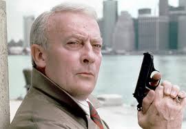 Im_davidbrent's tweet image. Did i just hear that right, Edward Woodward just sacked the entire #MUFC backroom staff? #LouisvGaal  #ByeGiggsy