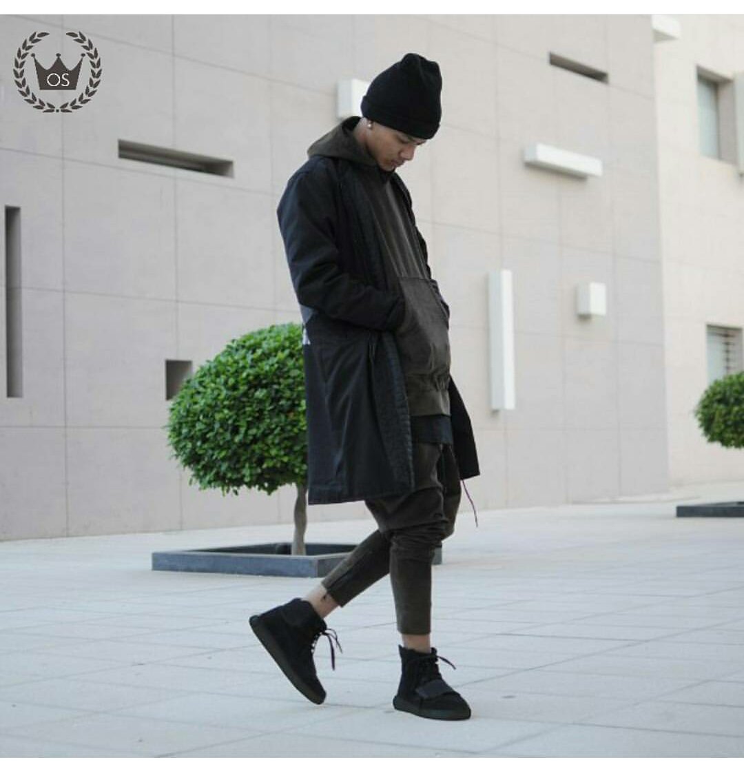 yeezy 750 black outfit