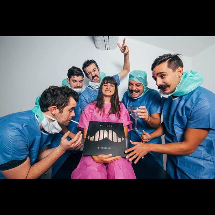 deluxemoustache's tweet photo. Déjà 4 mois que notre bébé #stachelight est sortie ! Le beau bébé ❤️😃 https://t.co/E7pitKYU9g