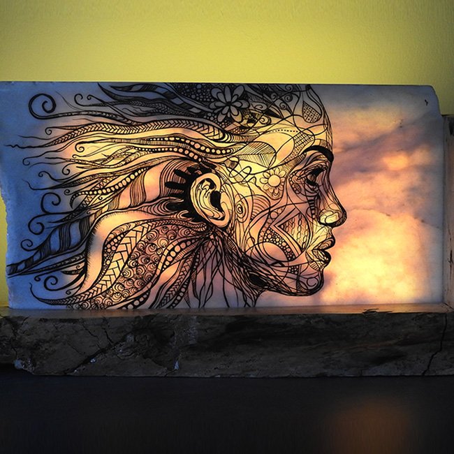 Die Kombination von Stein und Holz schafft eine besondere Verbindung zur #Natur.
#art #kärnten #designyourlife