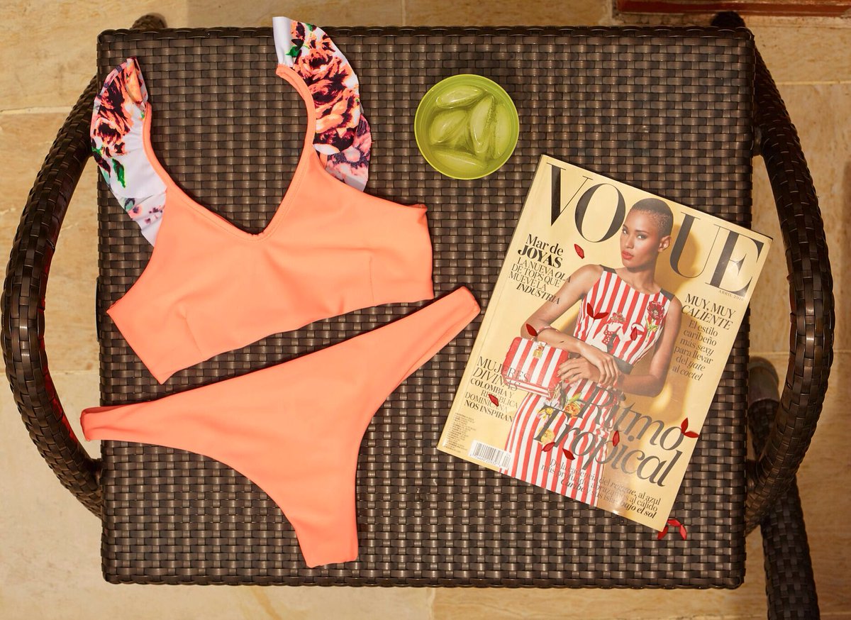 CristiQuintero1's tweet image. Follow us/Siguenos: IG: @cqbeachwear FB: Cristina Quintero Beachwear💕 #swimspiration #swim #bikini #SummerIsComming