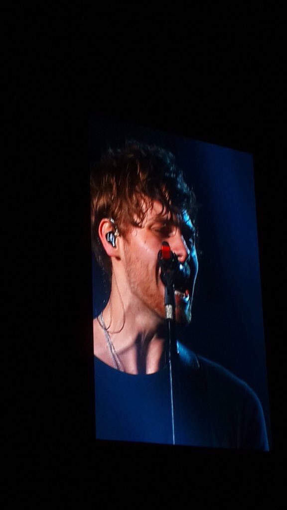 darkkittencal's tweet photo. 11:04 pm and i miss my SLFL :( hope this could happen again next year https://t.co/896DUAukBN