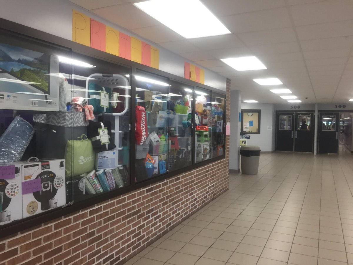 WNprojectgrad's tweet photo. Check out the display case in the atrium for a glimpse of the awesome prizes you can win at project grad!! https://t.co/NRdd7SjeAJ