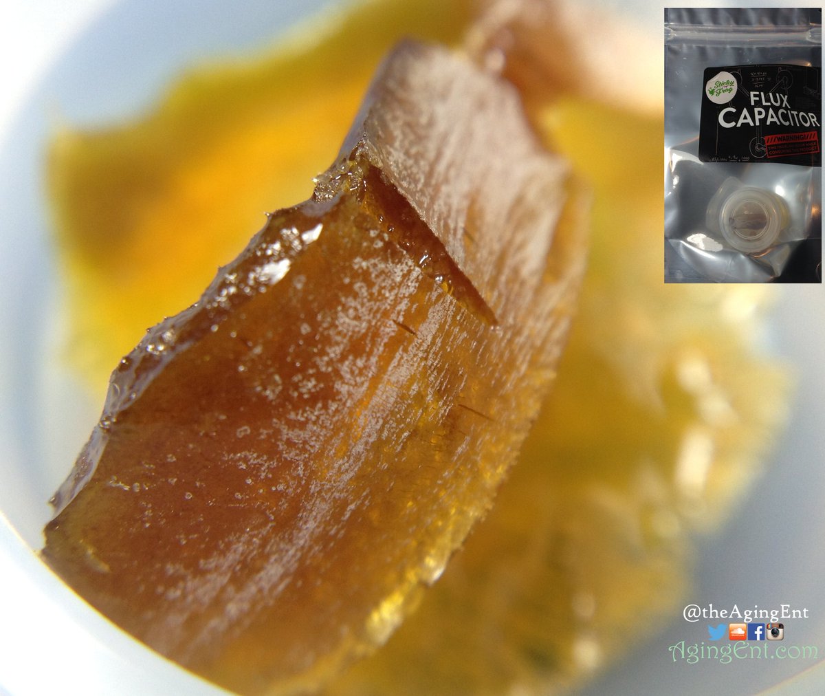 theAgingEnt's tweet photo. https://t.co/xhMnteGMqy #ExtractExpert #legaldabs
#FluxCapacitor @GrowOpFarms #Shatter
https://t.co/8RBh3XiYxb https://t.co/FTGWFybtTY