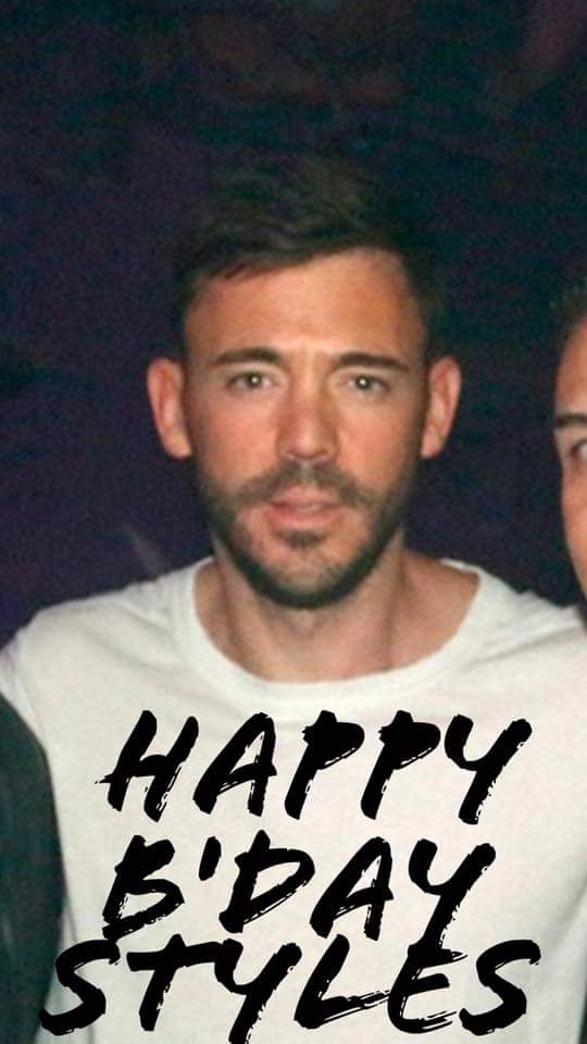 Massive happy brithday to <a href="/darrenstylesuk/">Darren Styles</a>! Top dj! Top bloke! Hope youre having an awesome day ☺