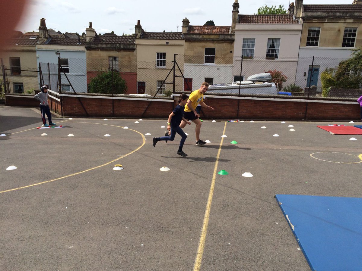 GET_Sported's tweet image. Love this pic! Bit of #mondaymotivation Want to go fast go along want to go far go together!! One of our fab leaders