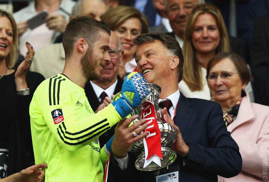 NaraPutri_'s tweet photo. 😭😭😭 #ThankYouLVG https://t.co/UcVKCUZskV