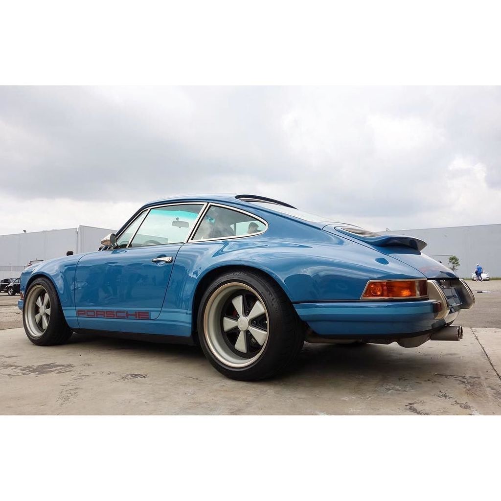 r_elfer's tweet photo. Based on the 964, Singer's representing for 964 Week!
📷 @surferspushmongo .
📍 Tag #964week… https://t.co/WLF0JRop1i https://t.co/feeJON64y8