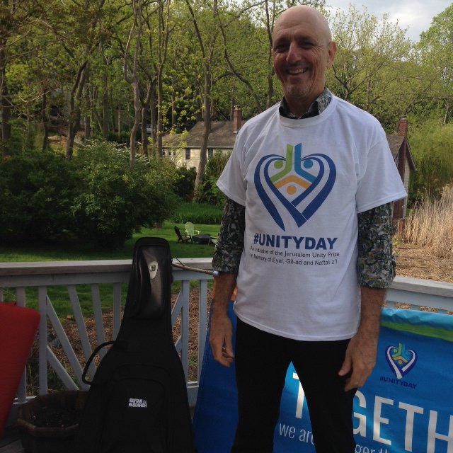 TheUnityPrize's tweet photo. #tobytobias performs for Explora Torah Huntington Event in NYC! Great #southafricanmusic #BringBackOurUnity https://t.co/AmxkbJ3IZ8