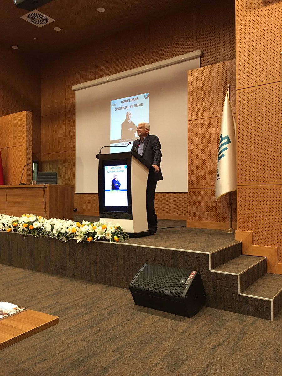 "Müslüman olmak zenginliğin ne temelidir ne engelidir."