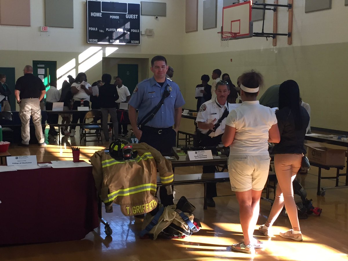 TianGriffieth's tweet photo. Career Day @ Jerry Zucker Middle School #NCFD #Engine205 #CShift https://t.co/XiXkqK7nmo