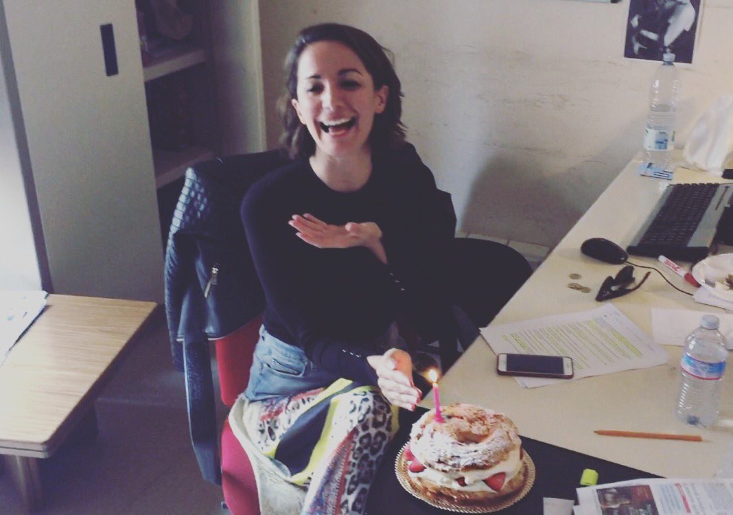 "Tanti auguri in campagna ed in città!"
bit.ly/SociopaticiRad…