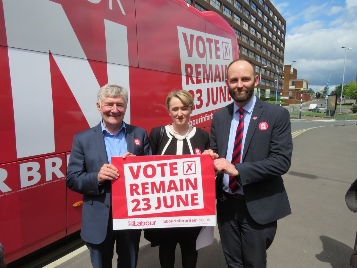 TonyLloydMP's tweet image. Just arrived in Salford with @RLong_Bailey @paul4citymayor &amp;amp; members on @UKLabourIN campaign bus #LabourInForBritain