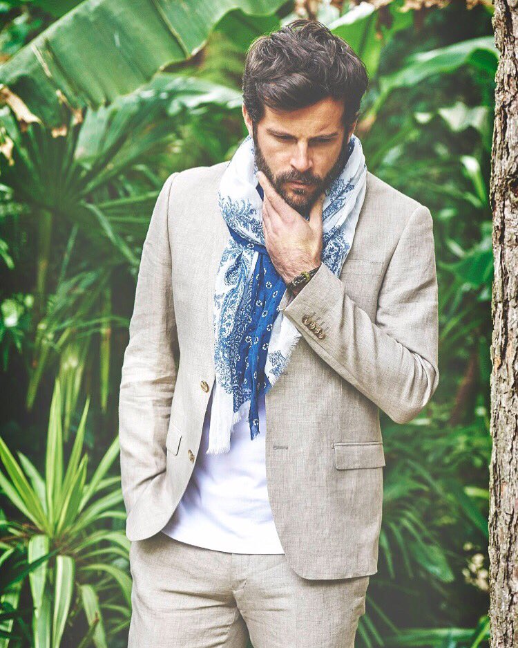 jardinexotikloc's tweet photo. On a la classe
#jerem #collectionhomme #menswear #shootinghomme #men #modehomme #pretàporter #costumeparis https://t.co/arVySEvbvi
