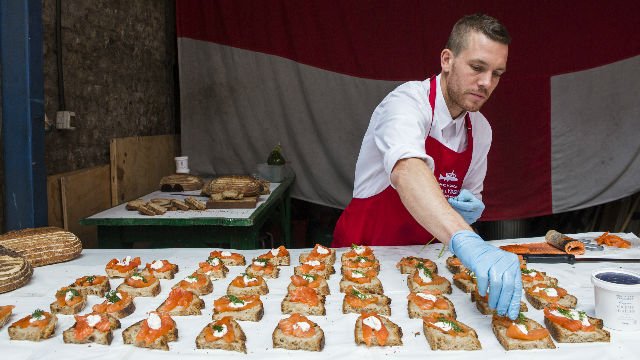 Looking for ideas for the #BankHoliday weekend? Check out these top Sunday markets in London po.st/KsudwO