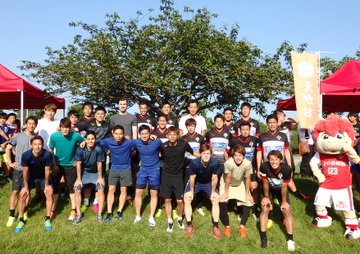 長友佑都 内田篤人 清武弘嗣 吉田麻也ら日本代表の海外組が熊本を訪問 Cycle やわらかスポーツ情報サイト