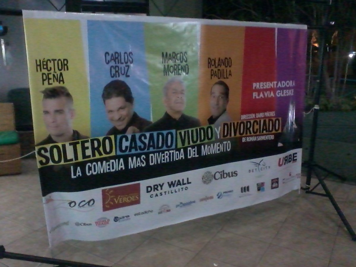 rlguedez's tweet photo. #SCVD Se presentó con éxito obra @SCVDteatro en el #CIVG #PZO sábado 21/5 @uradio881pzo @LaMega889pzo @unionradionet https://t.co/AK16SKw2g1