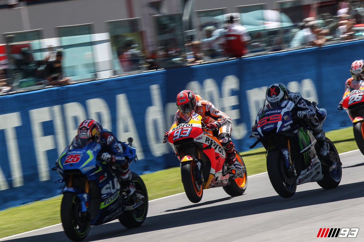marcmarquez93's tweet photo. Las mejores fotos de Mugello! 😁
The best pictures from the #ItalianGP!
👉 https://t.co/L6NKXqXr4B https://t.co/wBrlohFbTF