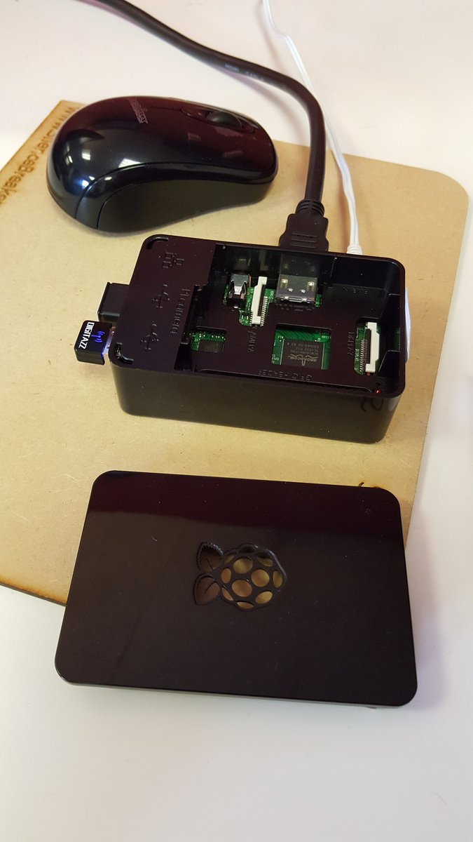 SilenceBreakers's tweet photo. This is the credit-card sized computer in our internet lounge at our #SBmHub! #SheffieldIsSuper #RaspberryPi https://t.co/4PP6gOzXSg