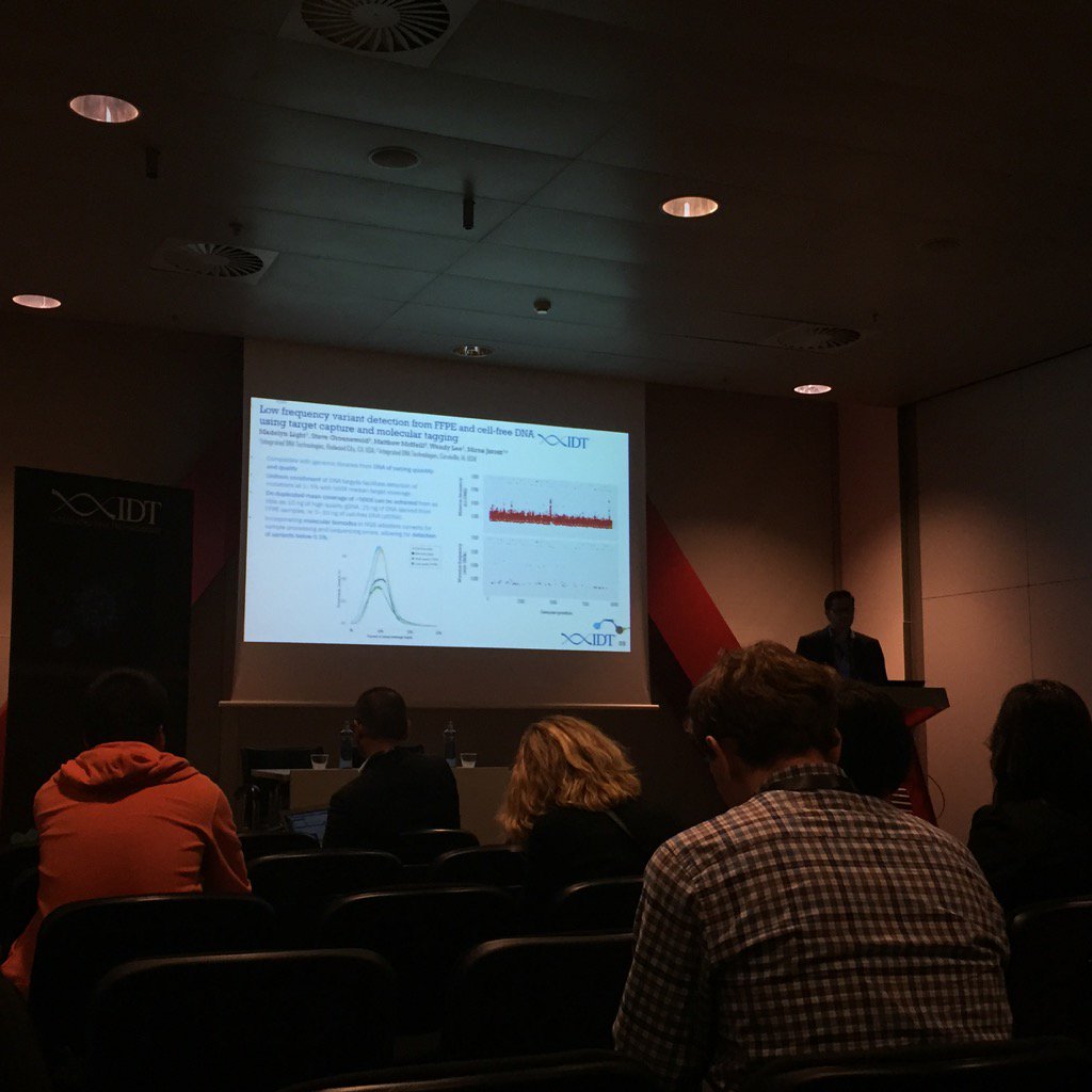 johanvanderhoev's tweet image. Dr. du Preez introducing LockDown technology #ESHG2016 #integrateddnatechnologies