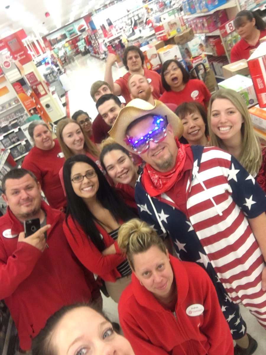 When your STL plays because we are district REDcard champions! 🇺🇸 😂🎉@neilstrongTGT @JennaWalker422 <a href="/brian_hannold/">Brian</a>