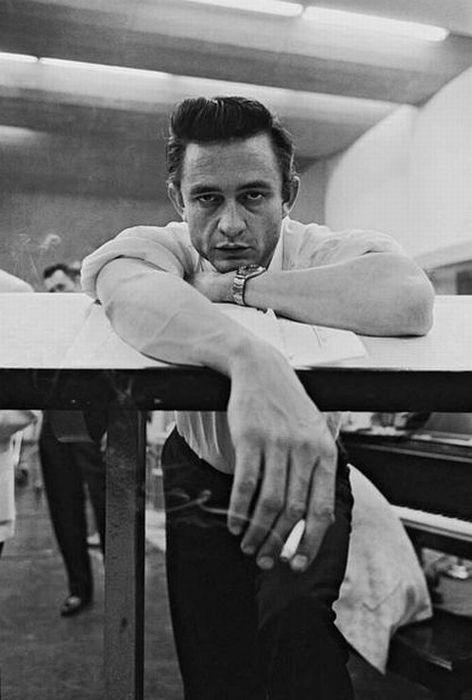AmazingHistory_'s tweet photo. "Sometimes I am two people. Johnny is the nice one. Cash causes all the trouble. They fight." Johnny Cash https://t.co/KzrVb9qeMH