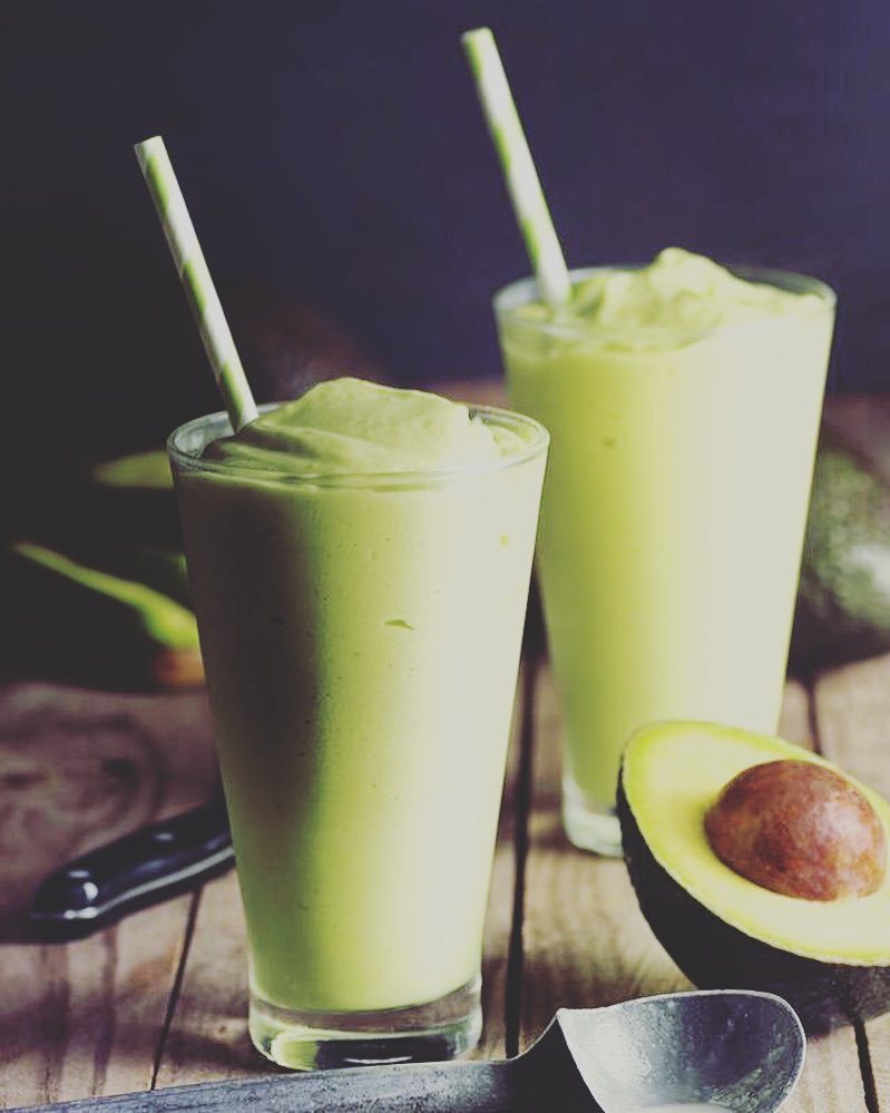 getpeerace's tweet image. Heute mal ein Avocado Smoothie gefällig? Das passende Rezept gibt's als Kommentar unter di… ift.tt/20qFdmx