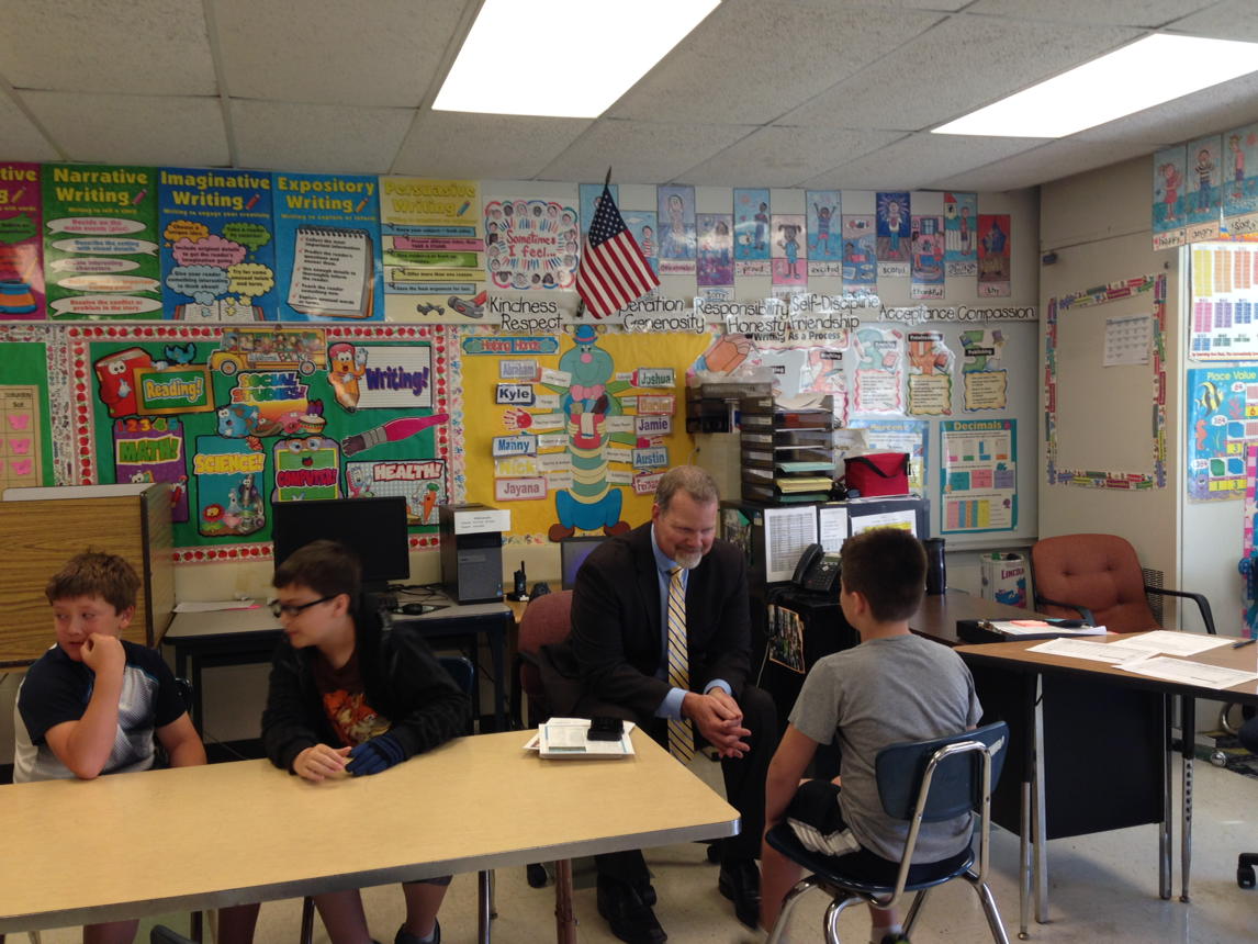 CathyKostecki's tweet photo. A visit from Dr. Smith to Ms. Maddox's room at Timber Ridge.  #nsseo https://t.co/LgGPKj3egm